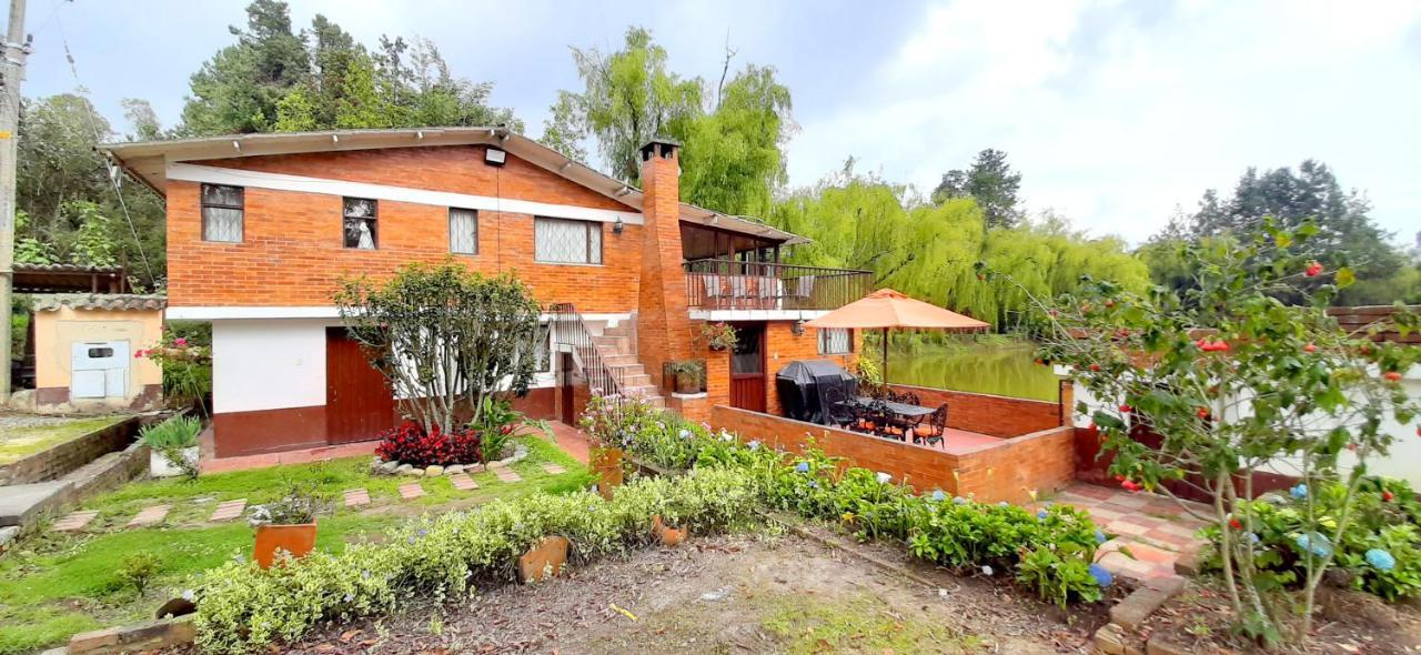 Hacienda Moncora Cabana Lago P 1 El Rosal Kültér fotó